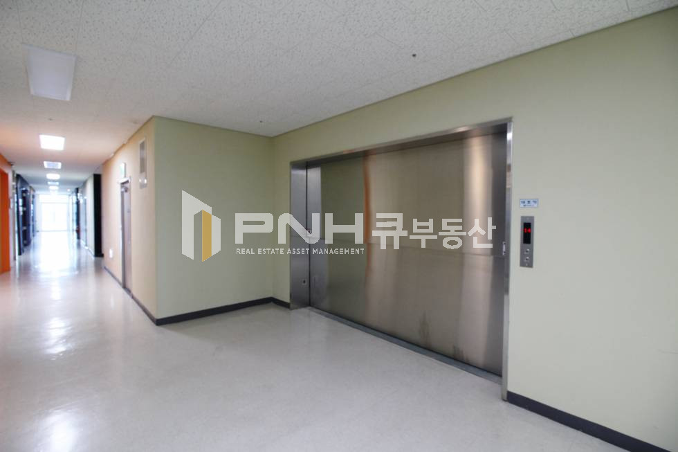 경기 안양동안구 관양동 평촌하이필드 신축 전용 약26평 확장형 룸2개 탕비실 인테리어 월세 매물번호 10686 사진 9