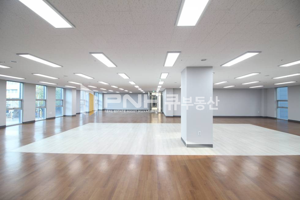 경기 안양동안구 관양동 평촌역 역세권 노출성 좋은 전용98평 근생 사무실 또는 상가 추천 임대 월세 매물번호 10700 사진 5