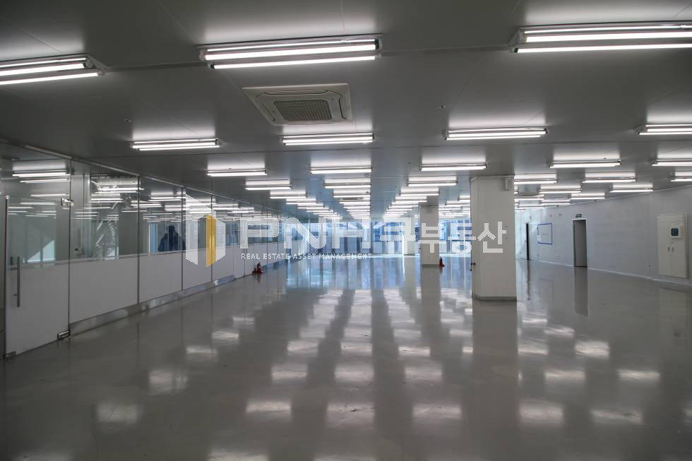 경기 안양동안구 관양동 평촌스마트스퀘어 대형공장 전용810평 클린룸 시설 3개층 임대 월세 매물번호 10707 사진 5