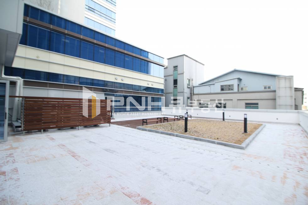 경기 안양동안구 호계동 범계에이스하이테크 드라이브인 2층 전용30평 코너호실 임대 월세 매물번호 10720 사진 7
