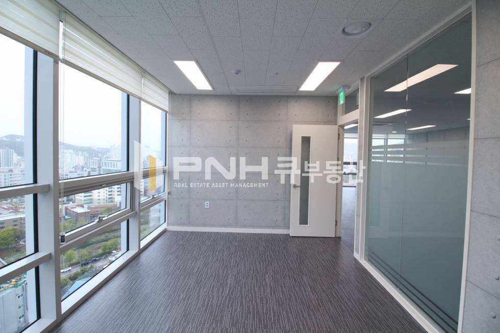 경기 안양동안구 호계동 범계에이스하이테크 전용32평 인테리어룸2 풀인테리어 사무실임대 월세 매물번호 10727 사진 9