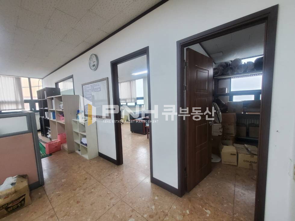 경기 안양동안구 관양동 관양동 학의천변 전용38평 룸1 조용한 사무실 월세 매물번호 10732 사진 4