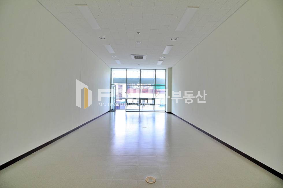 경기 안양동안구 호계동 범계지식산업센터 전용14.6평 중소형 사무실 신축 첫입주 임대 월세 매물번호 10735 사진 1