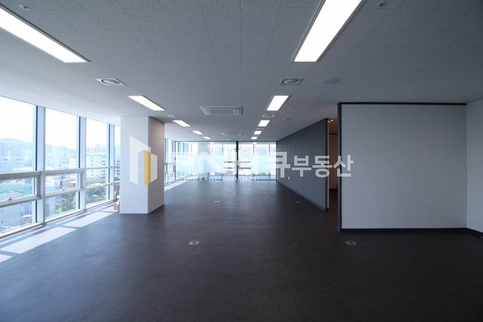 경기 안양동안구 호계동 범계역 신축 인테리어룸 4개 풀인테리어 즉시입주 가능 사무실임대 월세 매물번호 10739 사진 3