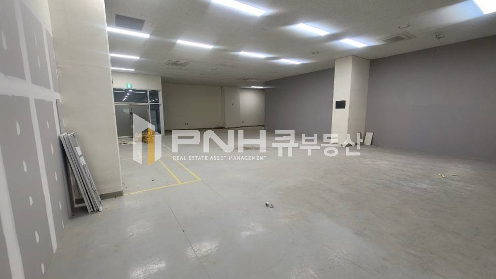 경기 안양동안구 평촌동 평촌지식산업센터 창고 전용65평 신축급 건물내 지하 창고형 사무실 임대 월세 매물번호 10742 사진 4