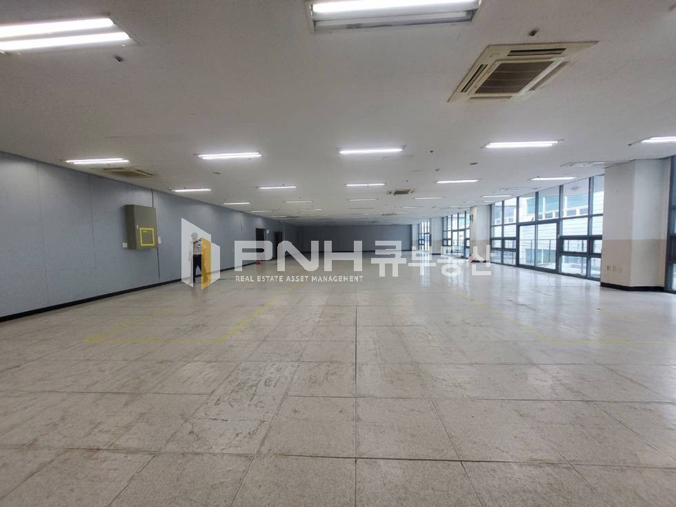 경기 군포시 산본동 금정역 초역세권 전용426평 10개이상 인테리어룸 또는 원상복구 가능 화물승강기4톤 월세 매물번호 10744 사진 8