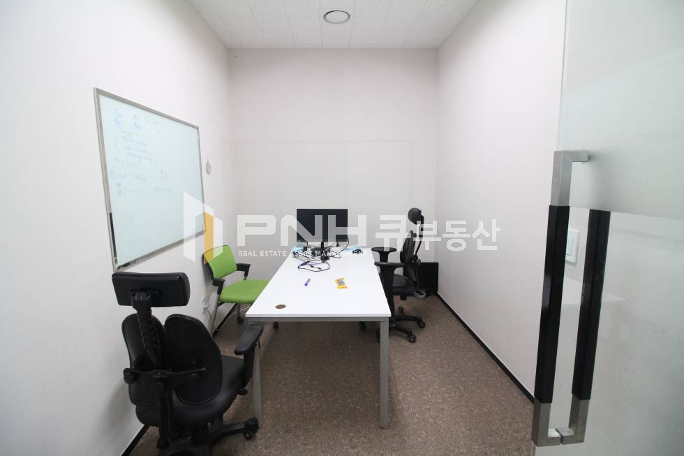 경기 안양동안구 관양동 인덕원 오비즈타워 전용60평 인테리어 룸5 풀인테리어 최상급 사무실임대 월세 매물번호 10749 사진 11