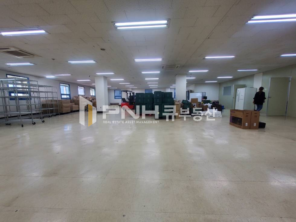 경기 군포시 금정동 금정역 도보 5분이내 2개층 전체 전용260평 공장 창고 공간 임대 월세 매물번호 10762 사진 3