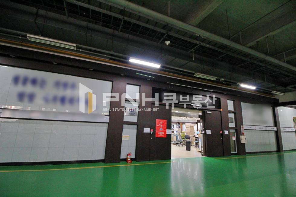 경기 안양동안구 관양동 관양동 지식산업센터 1층 복층형 전용 약 220평 물류 편리한 사무실 임대 월세 매물번호 10763 사진 3