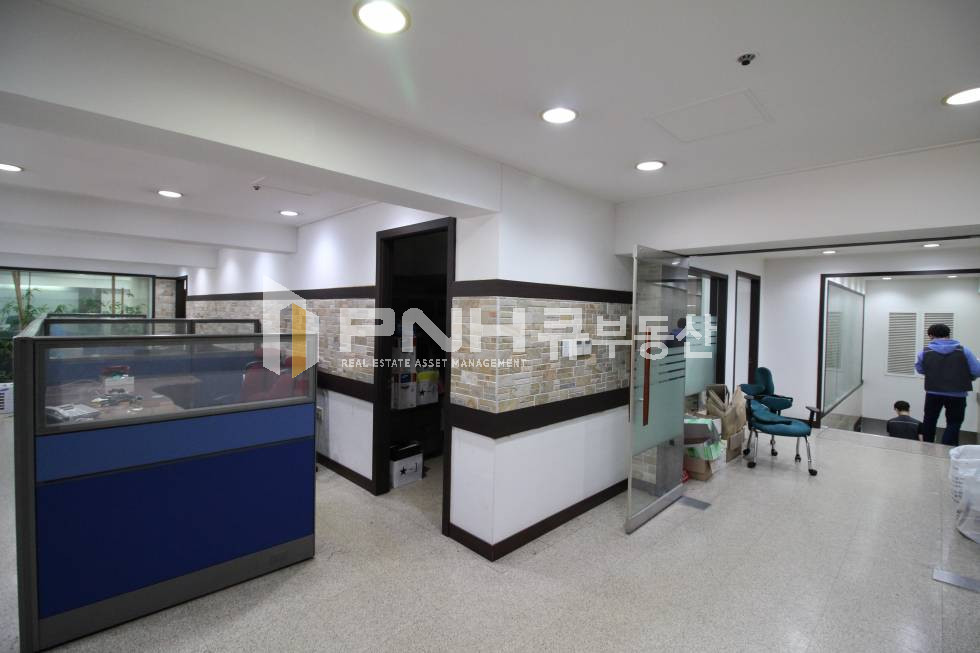 경기 안양동안구 관양동 관양동 지식산업센터 1층 복층형 전용 약 220평 물류 편리한 사무실 임대 월세 매물번호 10763 사진 11