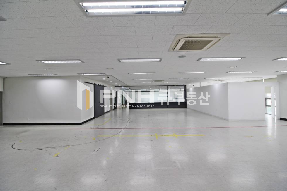 경기 안양동안구 관양동 평촌스마트스퀘어 전용178평 한개층전체 냉난방기유 화물승강기유 월세 매물번호 10675 사진 13