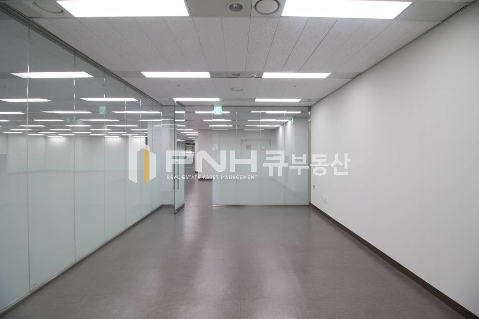 경기 안양동안구 관양동 평촌스마트스퀘어 전용333평 1개층 전체 고급형사옥 내 사무실임대 월세 매물번호 10591 사진 7