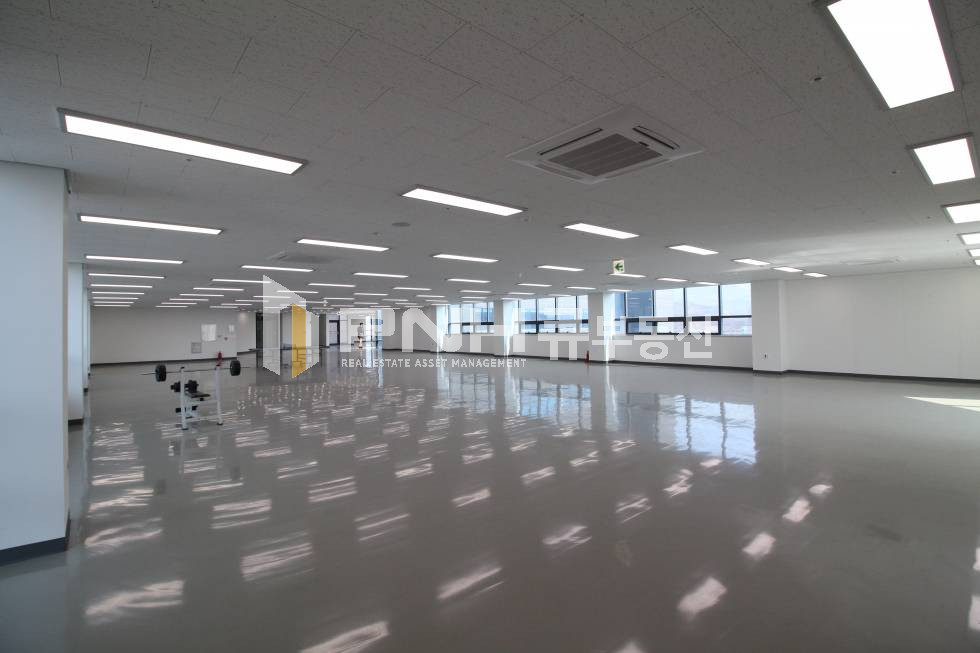경기 안양만안구 석수동 광명역 전용320평 석수스마트타운 사옥 내 대형사무실 임대 월세 매물번호 10716 사진 15