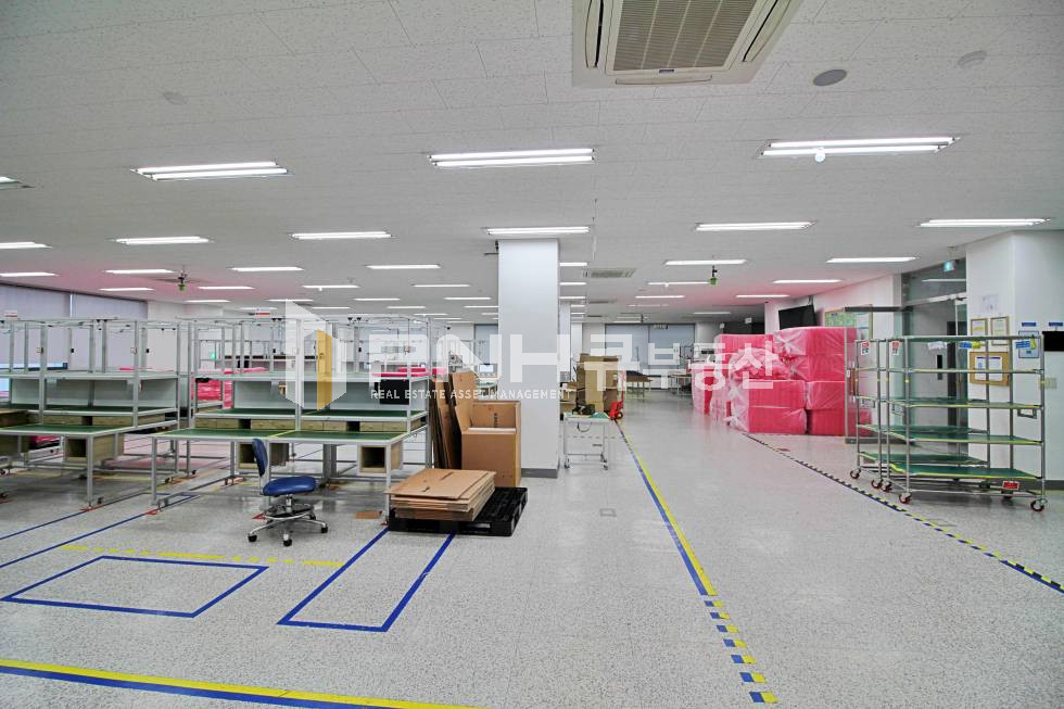 경기 안양만안구 석수동 KTX광명역 전용180평 산업단지내 사옥내 한개층 전체 사용 사무실,공장임대 월세 매물번호 10767 사진 1