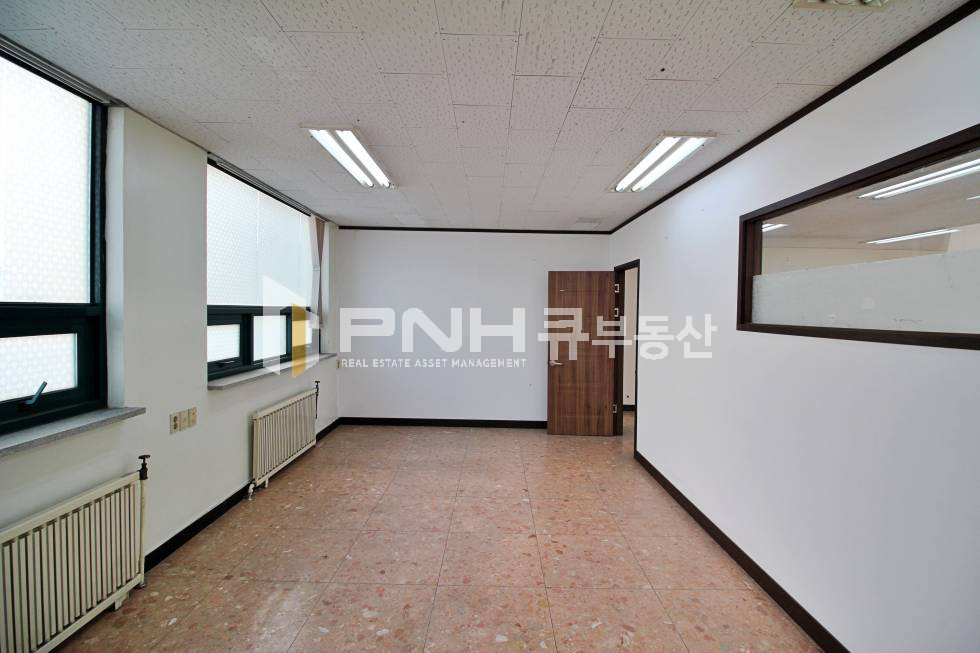 경기 안양동안구 관양동 관양동 학의천변 전용38평 룸1 조용한 사무실 월세 매물번호 10782 사진 6