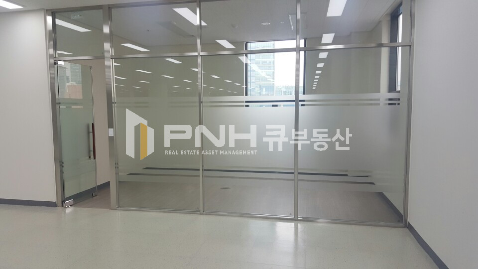 경기 안양동안구 관양동 평촌역 역세권 전용 269평 대형 사무실,연구소,공장 공간임대 월세 매물번호 10789 사진 2