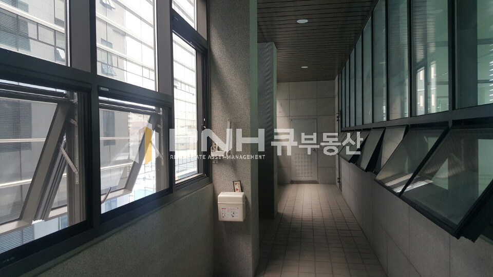 경기 안양동안구 관양동 평촌역 역세권 전용 269평 대형 사무실,연구소,공장 공간임대 월세 매물번호 10789 사진 4
