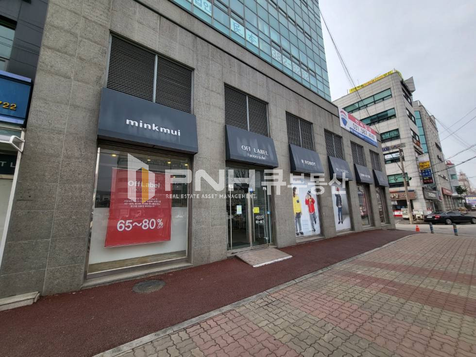 경기 안양동안구 관양동 평촌대형상가 대로변 1,2층 전체 전용188평 대형 고급형 매장 공간 추천 전속임대 월세 매물번호 10792 사진 4