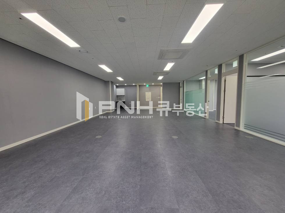 경기 안양만안구 안양동 안양 지식산업센터 전용44평 풀인테리어 신축 첫입주 고급형 사무실 임대 월세 매물번호 10799 사진 6
