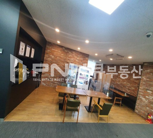 경기 안양동안구 관양동 평촌스마트스퀘어 전용580평 초대형 최고급형 사옥 내 사무실임대 월세 매물번호 10806 사진 1