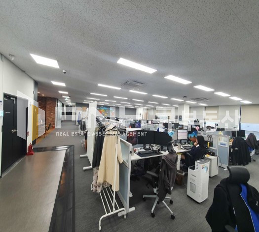 경기 안양동안구 관양동 평촌스마트스퀘어 전용 870평 초대형 최고급형 사옥 내 사무실임대 월세 매물번호 10807 사진 3