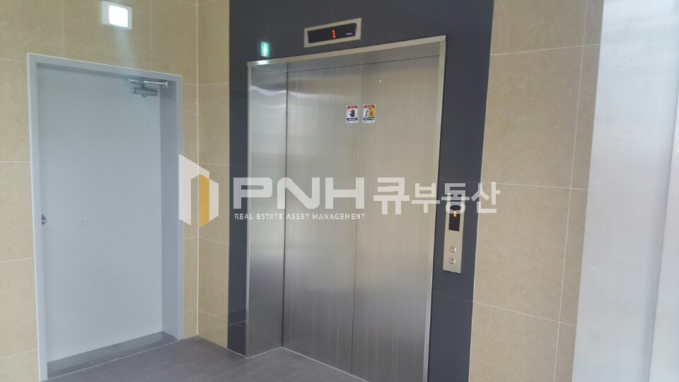 경기 안양동안구 관양동 평촌역 역세권 전용 269평 대형 사무실,연구소,공장 공간임대 월세 매물번호 10813 사진 7