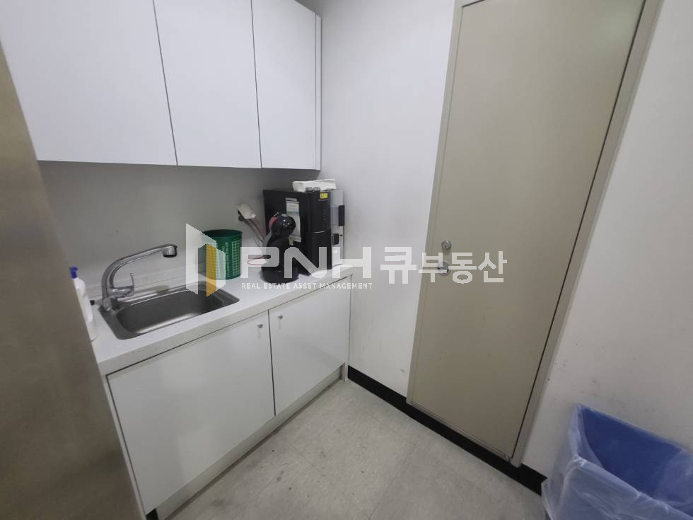 경기 안양동안구 관양동 평촌스마트스퀘어 전용25평 룸2 산업단지 내 유일 중소형 사무실임대 월세 매물번호 10819 사진 10