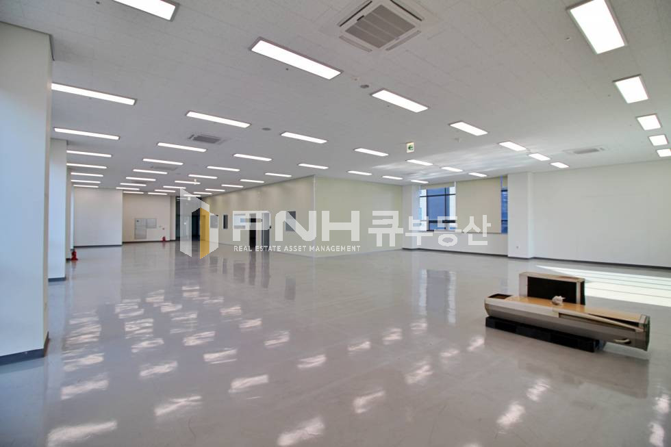 경기 안양만안구 석수동 광명역 석수스타트타운 층고 3.5 m 천장고5m 전용 660평 공장,연구소,사무실임대 월세 매물번호 10827 사진 11