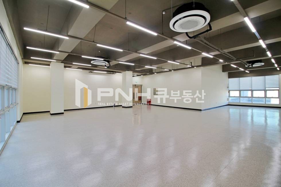 경기 안양동안구 관양동 평촌역 전용360평 2개층 고급형 신축급 대형면적 사무실 임대 월세 매물번호 10835 사진 8