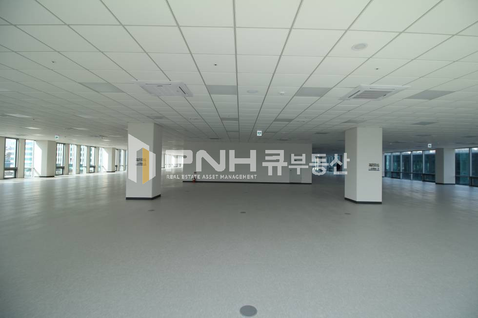 경기 과천시 갈현동 과천지식정보타운 신사옥 전용 83평 고급형 사무실 내 중소형 사무실임대 월세 매물번호 10840 사진 3