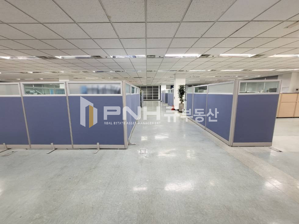 경기 성남분당구 백현동 분당 백현동 수내역 인근 통사옥 전용 1500평 공장,연구소,사무실 임대 월세 매물번호 10842 사진 7
