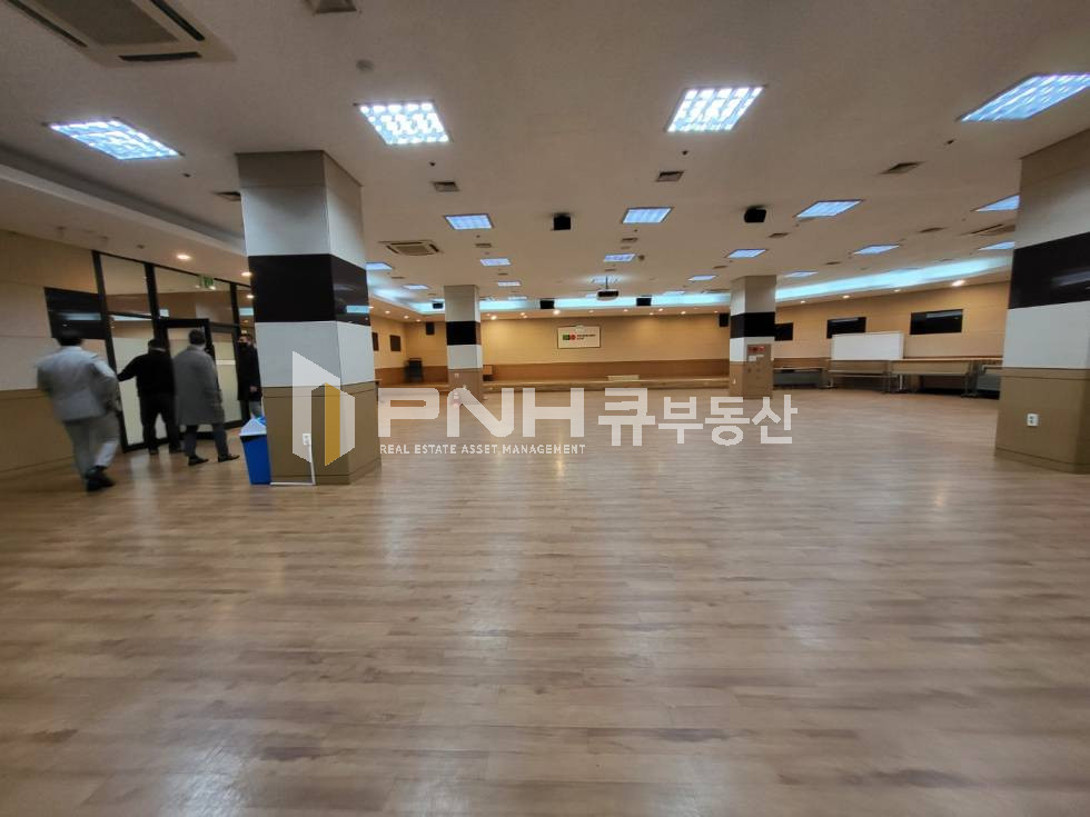 경기 성남분당구 백현동 분당 백현동 수내역 인근 통사옥 전용 1500평 공장,연구소,사무실 임대 월세 매물번호 10842 사진 14