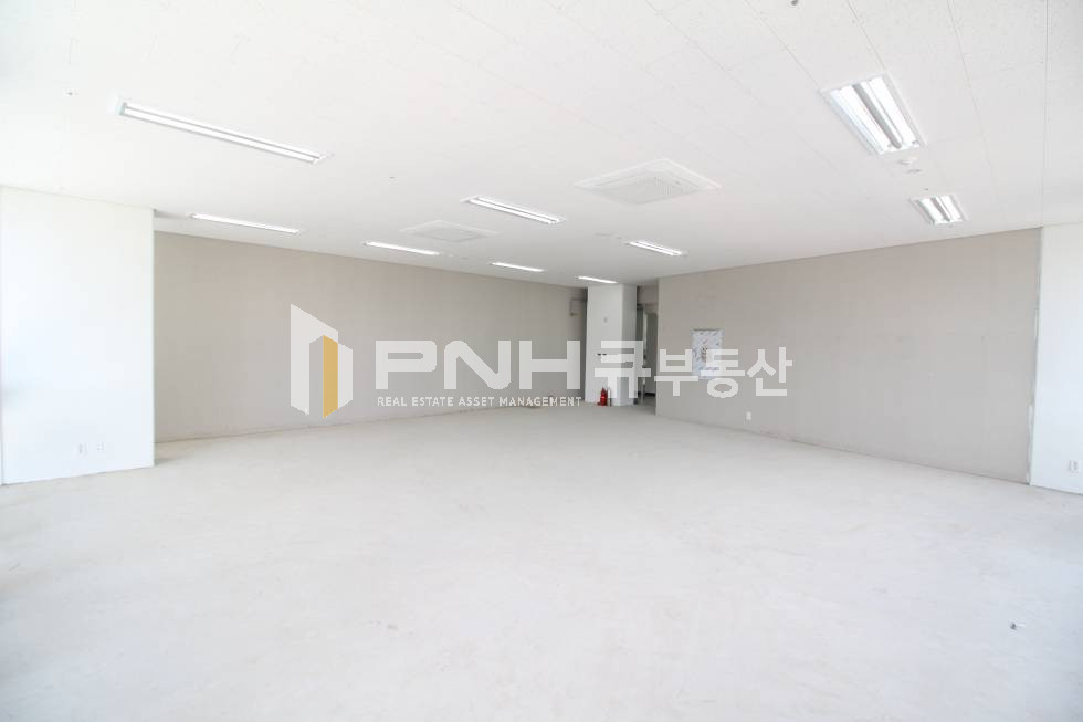 경기 안양동안구 관양동 특별조건임대 필라테스업종추천 전용28평 월세 매물번호 10520 사진 4