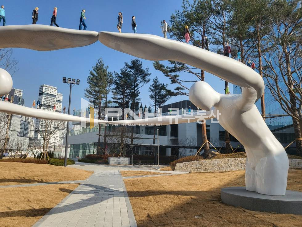 경기 과천시 갈현동 지정타 제일의 지식산업센터 상가 갈현천 조망의 고급스러운 건물 월세 매물번호 10908 사진 4