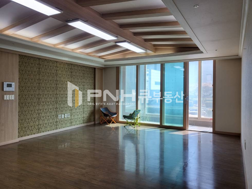 경기 안양동안구 관양동 구분 되어 있는 룸 사용 가능 넓은 테라스 정원 루프탑 월세 매물번호 10910 사진 8