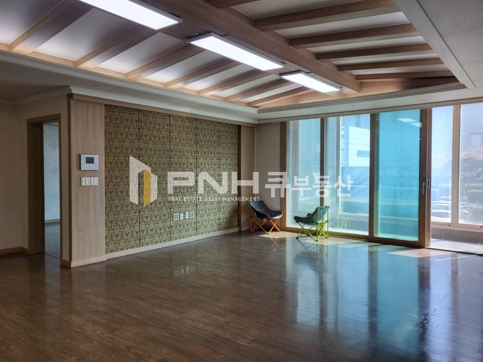 경기 안양동안구 관양동 구분 되어 있는 룸 사용 가능 넓은 테라스 정원 루프탑 월세 매물번호 10910 사진 9