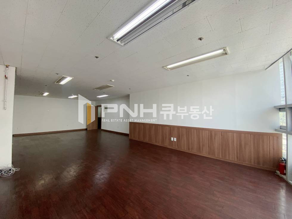 경기 안양동안구 호계동 호계사거리, 전용24평, 대로변방향,저렴한 중소형사무실임대 월세 매물번호 10933 사진 5