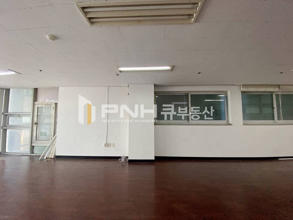 경기 안양동안구 호계동 호계사거리, 전용24평, 대로변방향,저렴한 중소형사무실임대 월세 매물번호 10933 사진 8