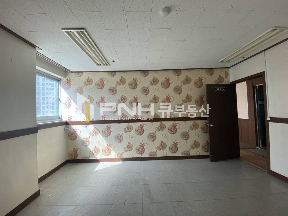 경기 안양동안구 호계동 안양 호계사거리, 전용26평, 인테리어룸3개, 저렴한 중소형사무실임대 월세 매물번호 10938 사진 9
