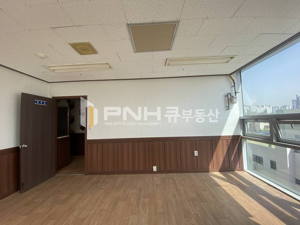 경기 안양동안구 호계동 안양 호계사거리, 전용26평, 인테리어룸3개, 저렴한 중소형사무실임대 월세 매물번호 10938 사진 14