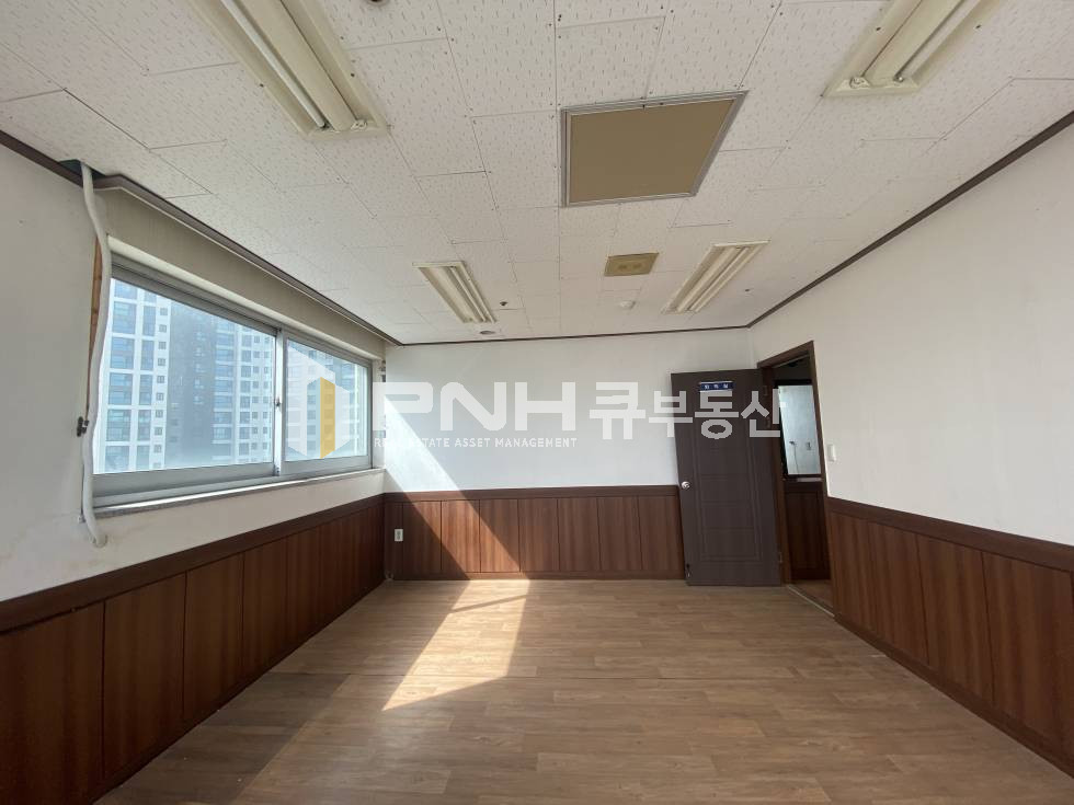 경기 안양동안구 호계동 안양 호계사거리, 전용26평, 인테리어룸3개, 저렴한 중소형사무실임대 월세 매물번호 10938 사진 16