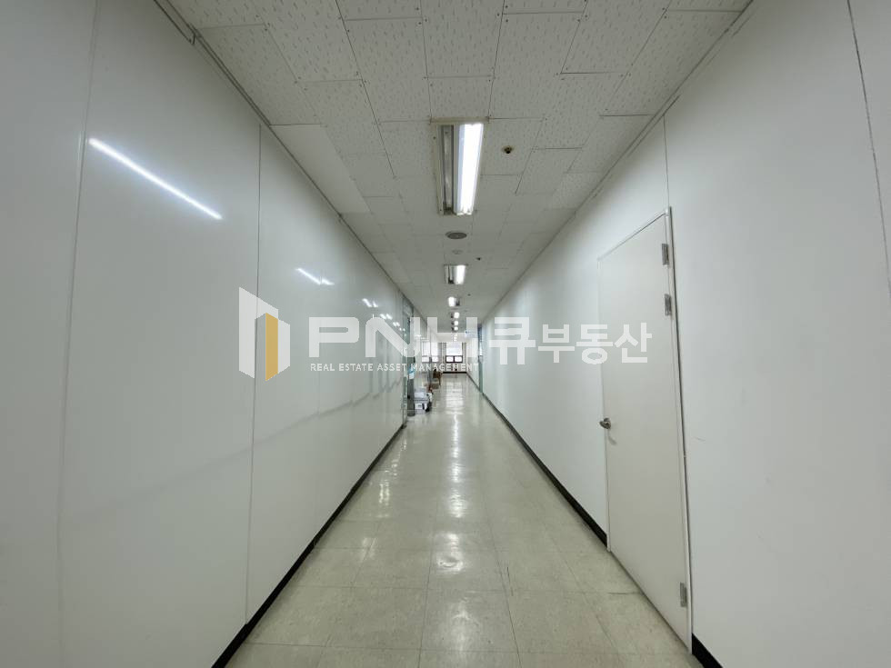 경기 안양동안구 비산동 4호선 범계역 초역세권, 전용37평, 도보5분, 중소형사무실 임대 월세 매물번호 10942 사진 10