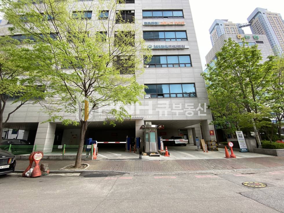 경기 안양동안구 비산동 4호선 범계역 초역세권, 전용37평, 도보5분, 중소형사무실 임대 월세 매물번호 10942 사진 12