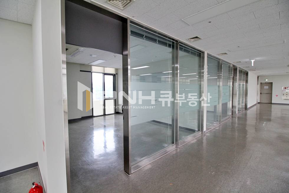 경기 안양만안구 석수동 KTX 광명역 전용169평 고급형 사옥내 깔끔한 공간 사무실 임대 월세 매물번호 10943 사진 6