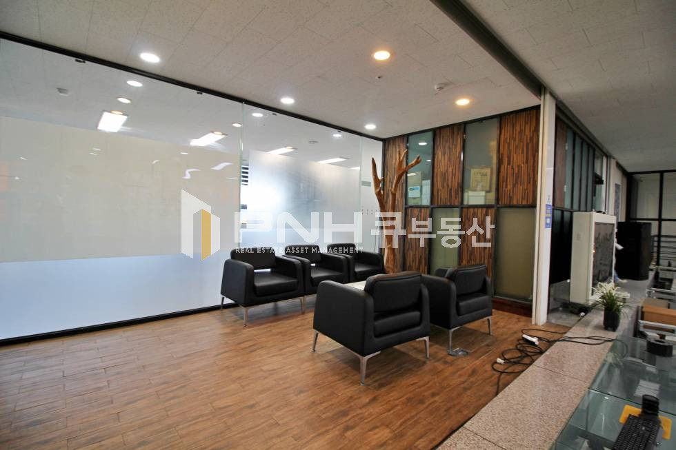 경기 안양동안구 관양동 평촌스마트베이 2개층 복층 약 223평 단독승강기 갖춘 고급 인테리어 호실 사무실 월세 매물번호 10945 사진 11