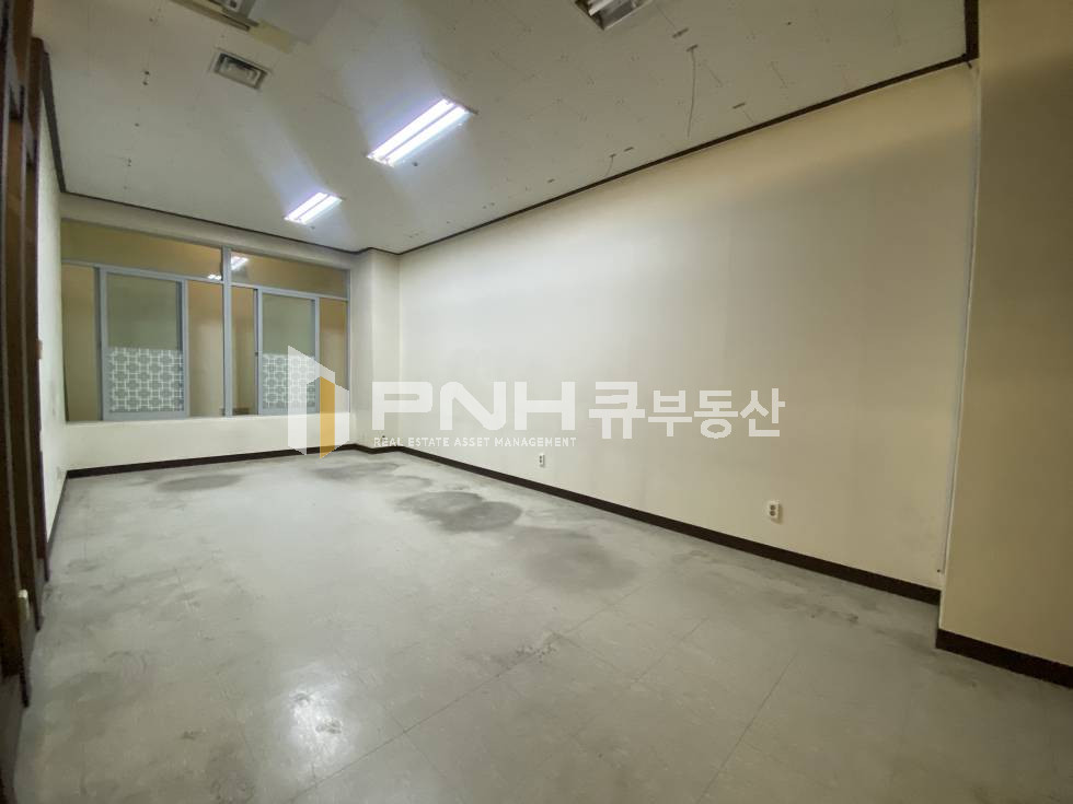 경기 안양동안구 호계동 범계역 명학역 인근, 신원비젼타워, 지하1층, 전용46평, 중소형사무실임대 월세 매물번호 10948 사진 3