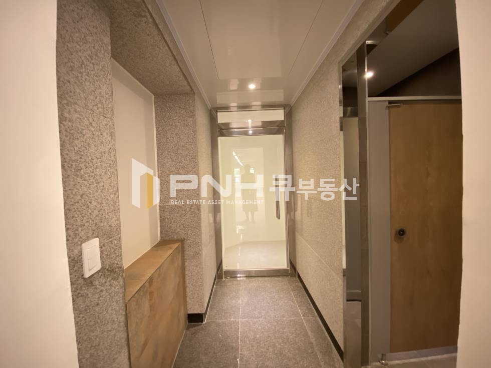 경기 안양동안구 관양동 4호선 인덕원역 역세권, 전용52, 깔끔한내부, 중소형사무실임대 월세 매물번호 10951 사진 11