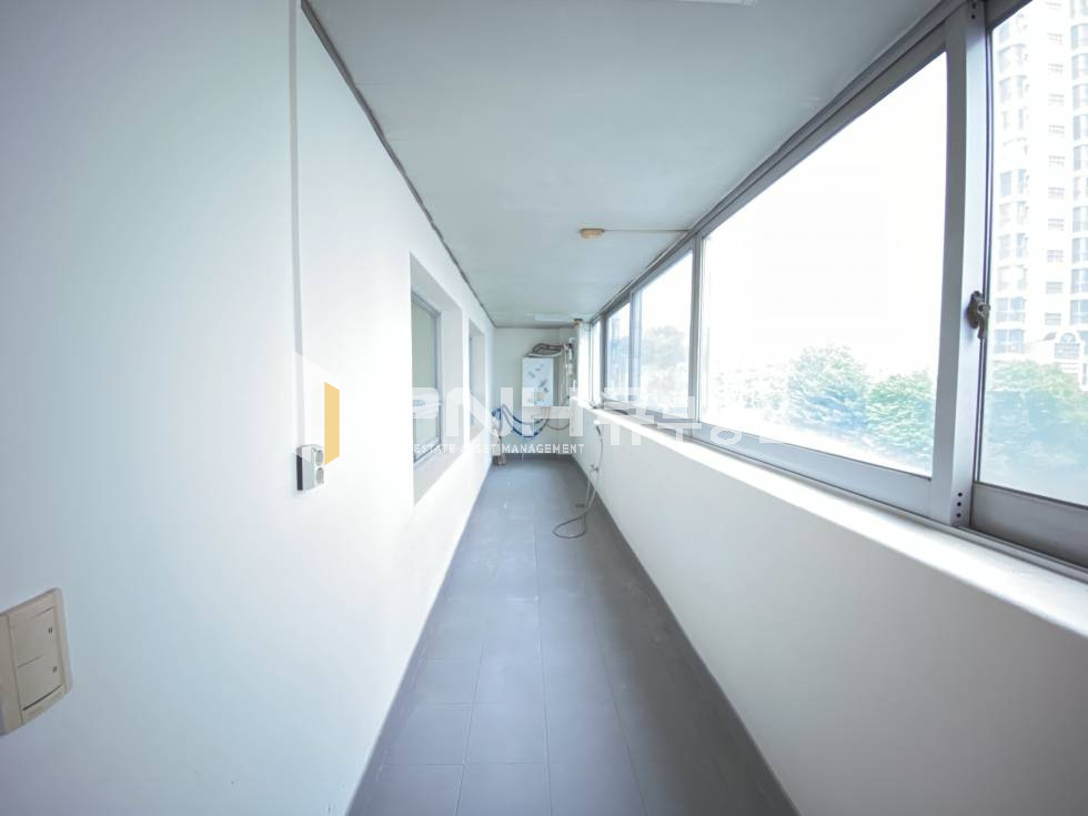 경기 안양동안구 관양동 4호선 인덕원역 역세권, 전용52, 깔끔한내부, 중소형사무실임대 월세 매물번호 10951 사진 16