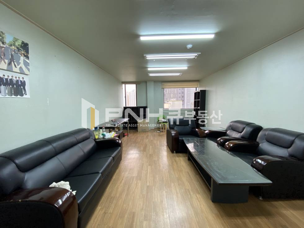 경기 안양동안구 관양동 4호선 인덕원역 초역세권, 대로변, 전용64평, 채광좋음, 저렴한 사무실임대 월세 매물번호 10952 사진 3