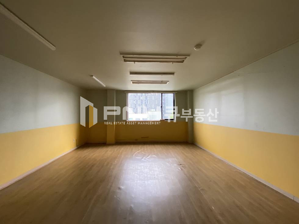 경기 안양동안구 관양동 4호선 인덕원역 초역세권, 대로변, 전용64평, 채광좋음, 저렴한 사무실임대 월세 매물번호 10952 사진 6